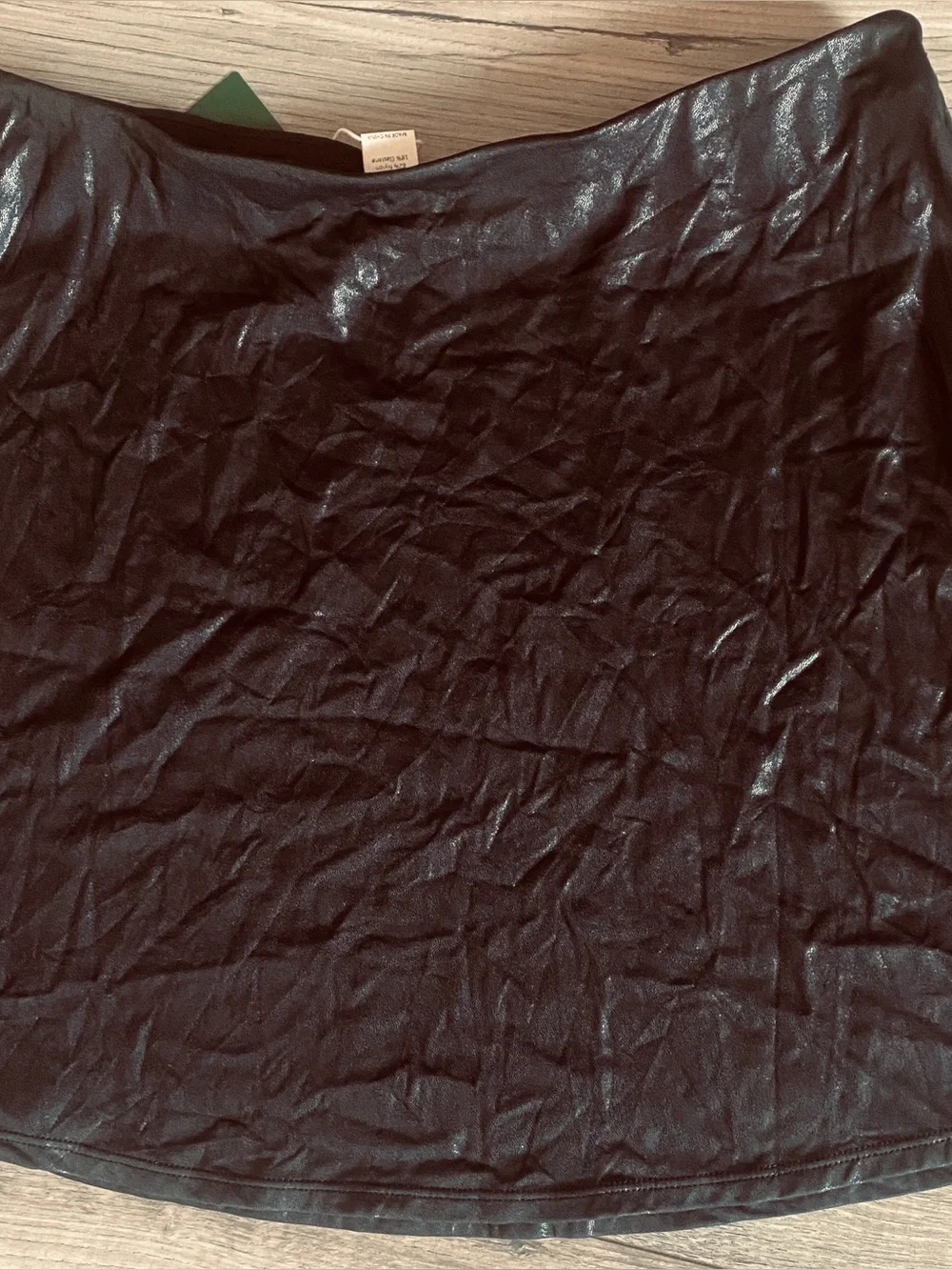 LARGE.  HALARA FAUX LEATHER MINI SKIRT